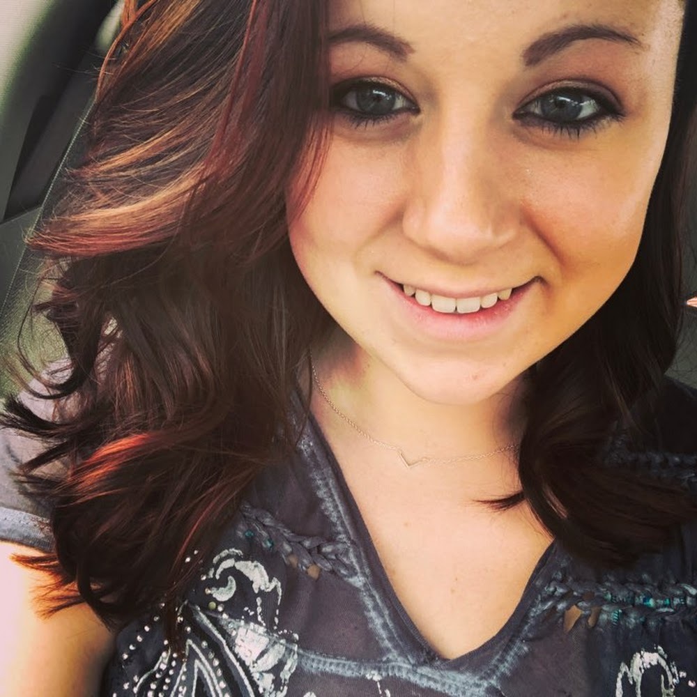 Meet your Posher, Danelle
